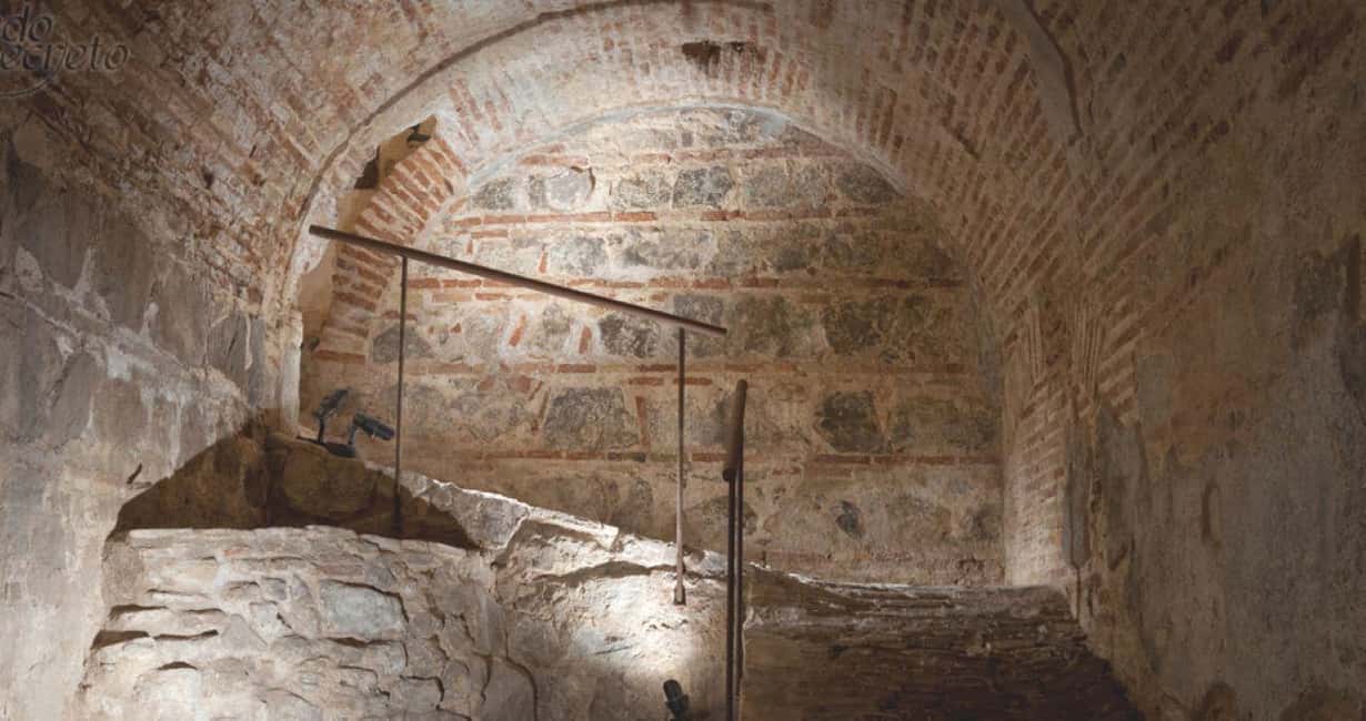 Tour Toledo Subterráneo: Descubre la Historia Oculta - Toledo Subterráneo: why the underground matters in Toledo