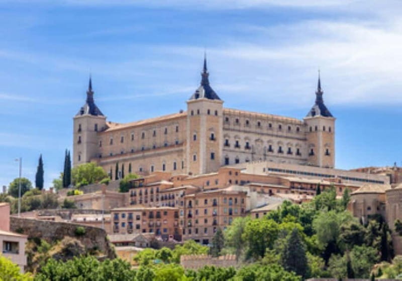 TOUR TRES CULTURAS - Alcázar of Toledo: The First Big Anchor in Your Walking Route
