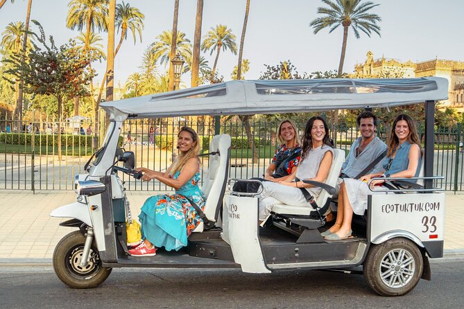 Tour Welcome Seville with Local Guide in Eco Tuk Tuk Private - Comfort and timing: what to wear and how to stay sane