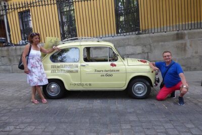 Touristic tour by classic car around Madrid - Vintage car views: why this Madrid ride is a smart use of time
