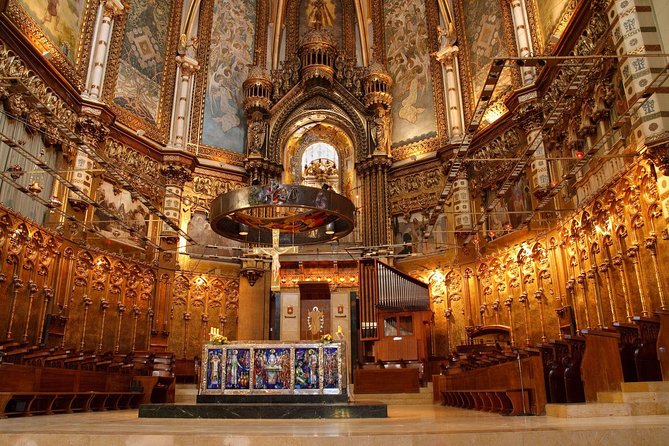 Transfer to Montserrat Monastery from Barcelona - The comfort and timing that make this transfer worth it