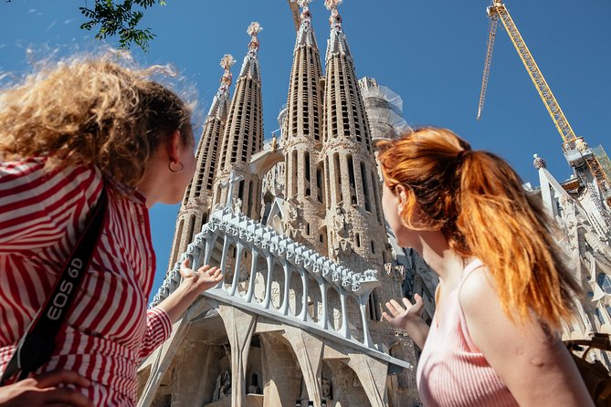 Treasures of Barcelona: Private Gaudi Walking Tour - Your guide matters: what guides like Lillianna, Marcelo, and Ivonna do well