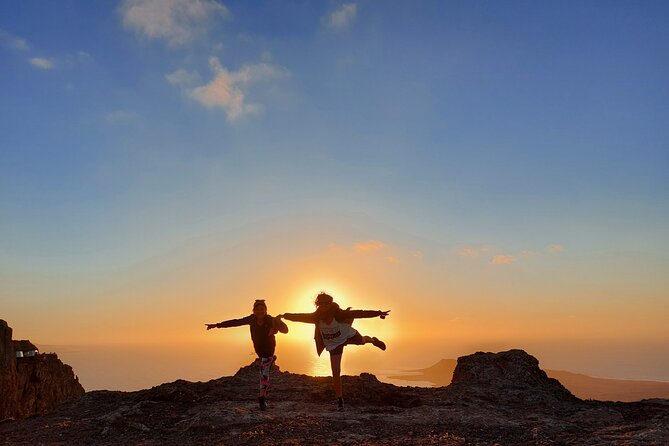 Trekking in the Volcanoes Natural Park in a small group - Timanfaya Volcanoes Trek: what you’re really signing up for