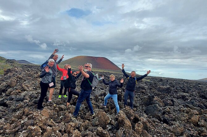 Trekking in the Volcanoes Natural Park in a small group - Snacks, wine, and that crater break you’ll actually remember