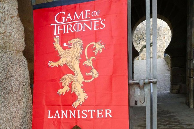 TRON OF THRONES GUIDED VISIT! We are not encyclopedias with legs! - The Route Length, Group Size, and Timing That Actually Matter