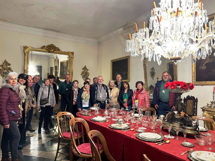 Úbeda: Tour centro histórico Patrimonio Mundial con entradas - Renaissance palaces around Plaza Vázquez de Molina