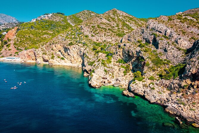 Uncharted Marine Reserve Cave, Snorkel & Cliff Jumping Kayak Tour - Cala Tango cliff jumping: choosing the right height and entry