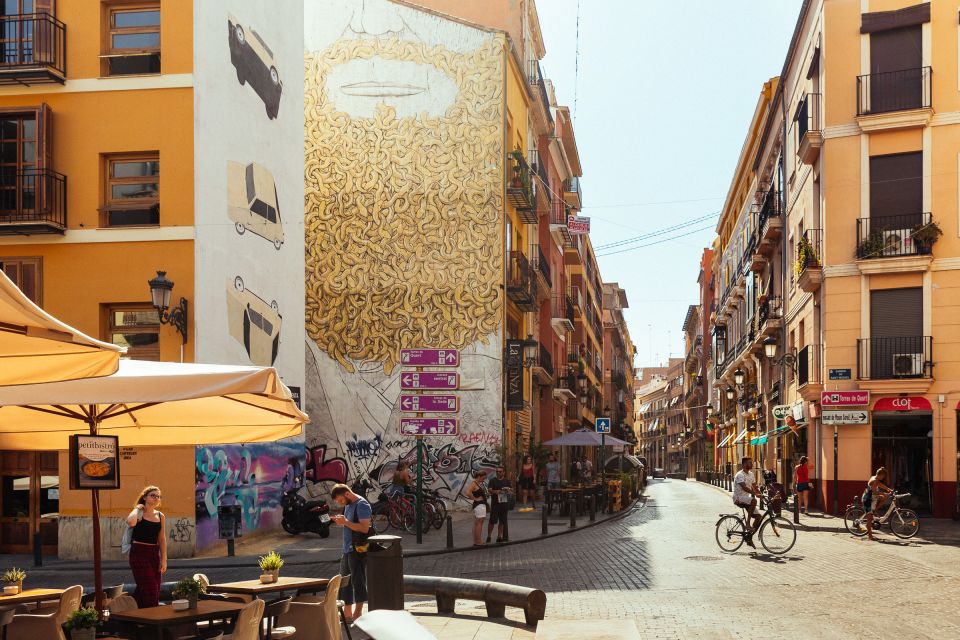 Valencia: 1.5-Hour Private Kick-Start Tour with a Local - Timing and walking pace: what 90 minutes feels like on the ground