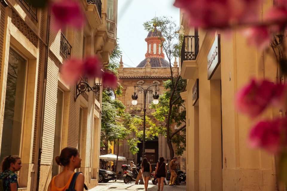 Valencia: 1.5-Hour Private Kick-Start Tour with a Local - Price and value: is $61 per person worth it?