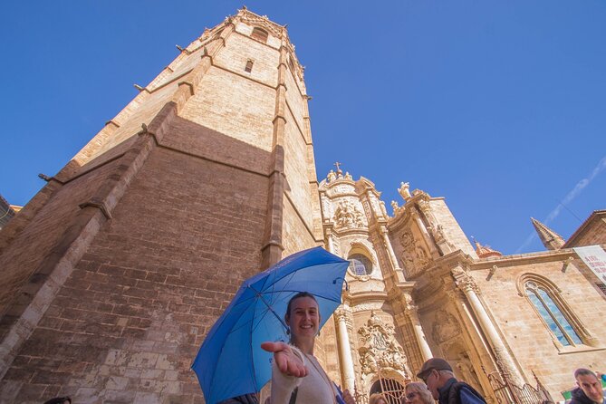 Valencia: Art & Architecture Guided Tour with Monuments Tickets - Stop 1: Torres de Serranos and Valencia’s Medieval Wall Story