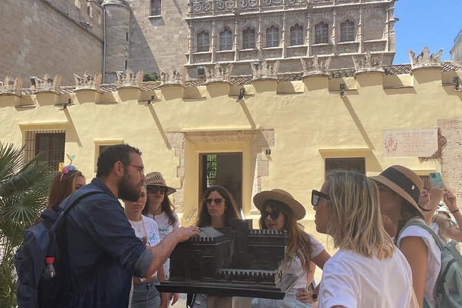 Valencia: Art & Architecture Guided Tour with Monuments Tickets - Stop 5: Valencia Cathedral, the Holy Chalice, and Layered Art