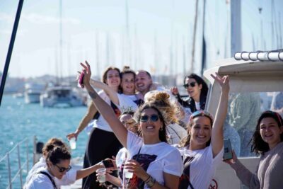 Valencia: Catamaran Party Boat with Lunch - The Boat Layout: Shade in the Center, Sun on the Nets