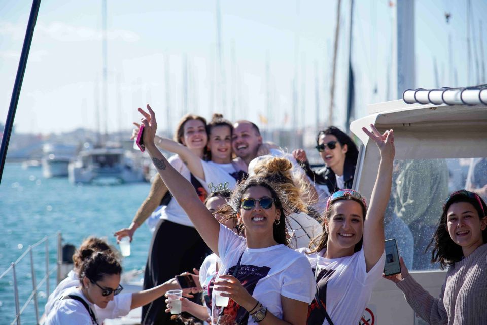 Valencia: Catamaran Party Boat with Lunch - The Boat Layout: Shade in the Center, Sun on the Nets