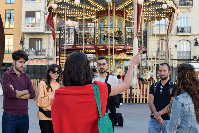 Valencia Centre Food Tour with 9+ Tastings of Regional Delicacies - Stop 5: Fresh Fish Tapas at Plaça del Tossal, 6