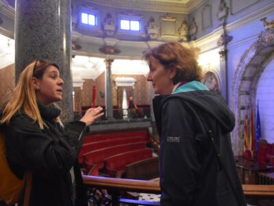 Valencia: Essentials and World Heritages Sites Walking Tour - What the 2-hour pace feels like on the ground