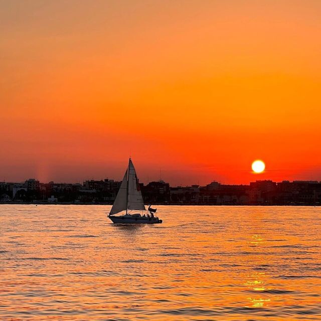 Valencia: Exclusive Sunset Cruise with Drink - Price and value: what $41 buys you in real terms