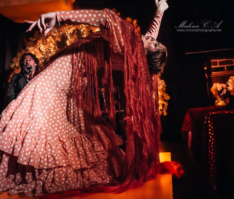 Valencia: Flamenco Show at Tablao La Reina - Your One-Hour Show: Singing, Guitar, and Zapateos