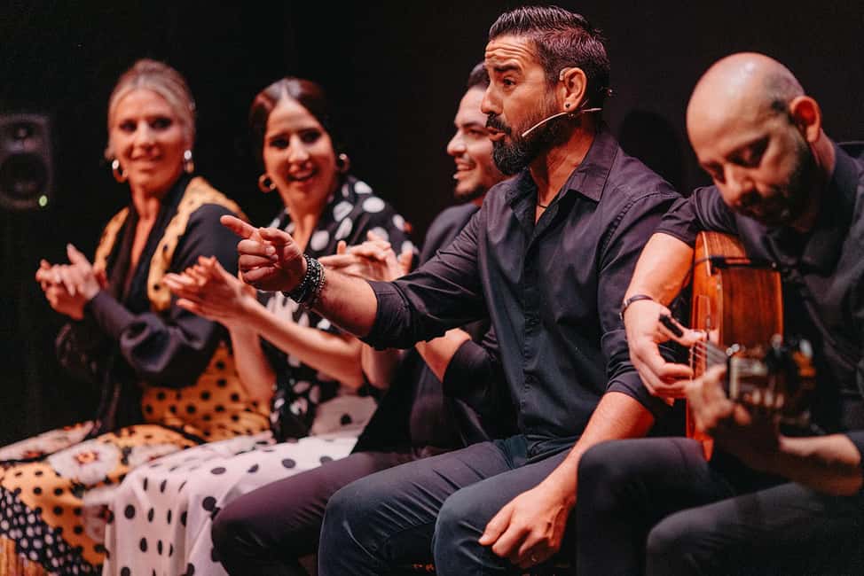Valencia: Flamenco Show with Dinner at La Bulería - What happens on stage: singers, guitar, and dramatic dance you can’t ignore