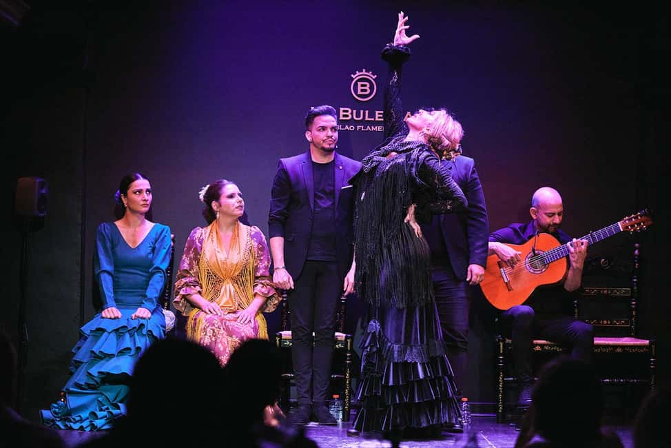 Valencia: Flamenco Show with Dinner at La Bulería - Mediterranean dinner + flamenco night: what the menu tells you about the experience