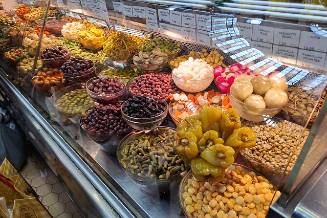 Valencia Food Tour: Tapas, Drinks and Delights with a Local - What you’ll likely eat (and what might shift)
