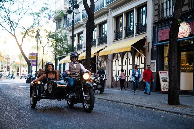 Valencia Highlights on a Vintage Sidecar with local driver - The Route in Plain Terms: From Cathedral to the Seafront