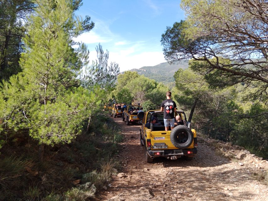 Valencia: Jeep Safari Mountain Adventure - El Garbi viewpoint: your 700-meter payoff