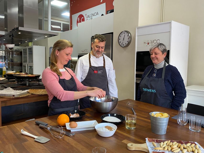 Valencia: Paella Workshop and Algiros Market Visit - The meal you cook: crunchy socarrat meets a group dining vibe