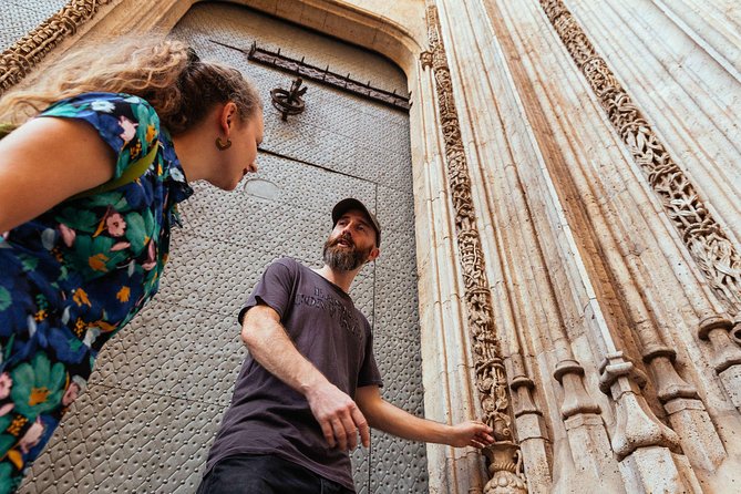 Valencia PRIVATE Highlights & Hidden Gems Tour with a Local - Serranos Towers: the big Gothic gateway (and the photos that follow)