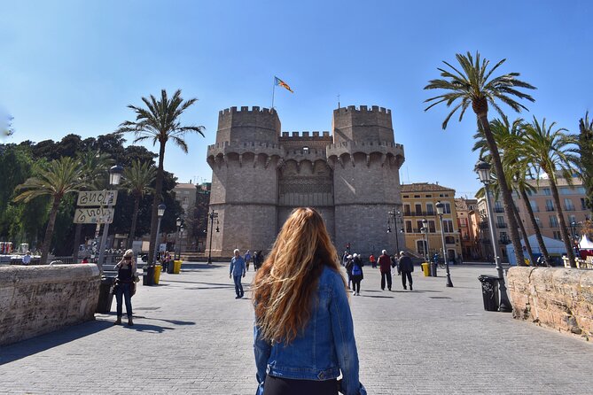 Valencia Private Walking Tour with Official Valencian Guide - La Lonja de la Seda: UNESCO-grade trade history, even without entry