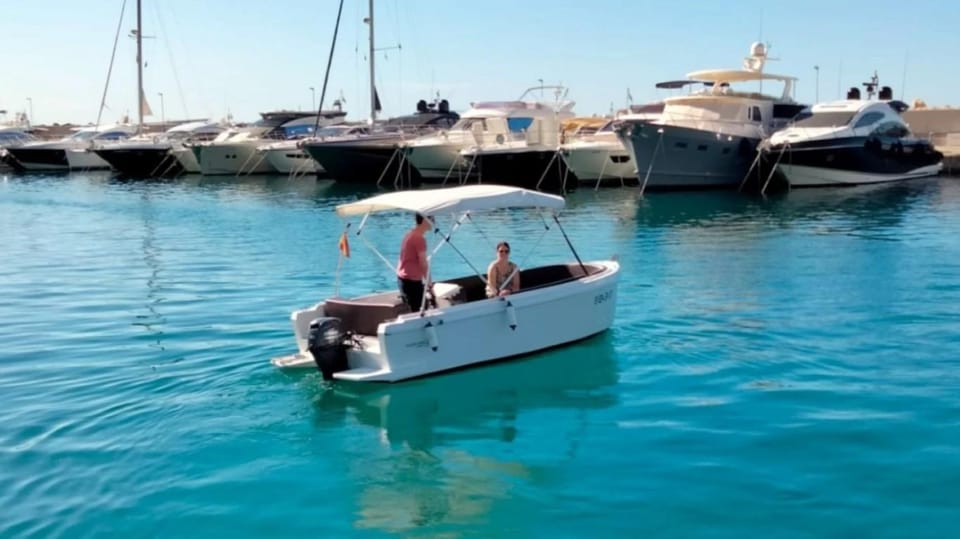 Valencia: Rent Boat Without License - Onboard essentials that actually matter (beyond the brochure)