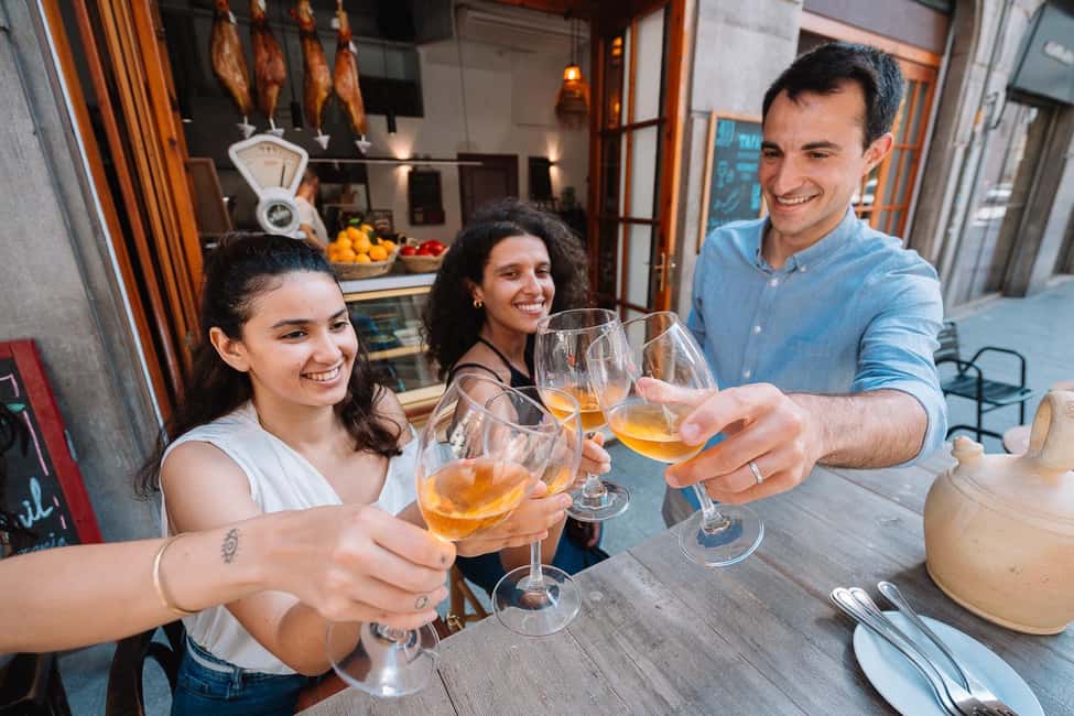 Valencia: Tapas and Drinks Evening Tour - Meeting Point and Pace: What the 3 Hours Look Like