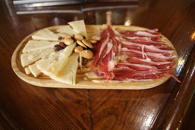 Valencia Tapas and Sightseeing Guided Tour - Central Market of Valencia: your shortcut to what locals actually buy