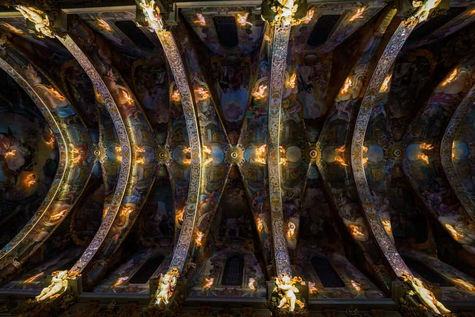 Valencia: The Light of Saint Nicholas - The Light of Saint Nicholas: Three Interventions, One Flow