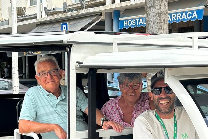 Valencia: Tuk tuk tour - Sea Gate: the Civil War memorial twist