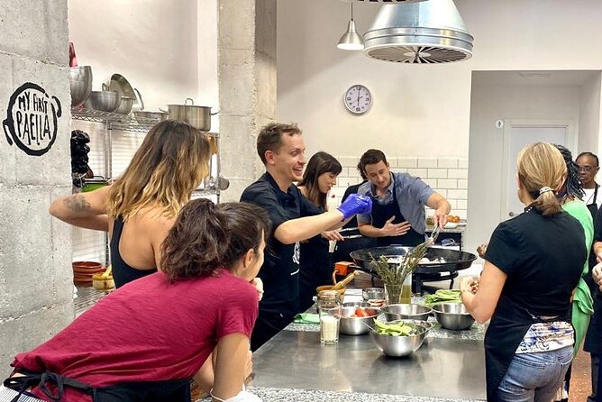 Valencian paella cooking class, tapas and visit to Ruzafa market. - Tapas, sangria, and mistela: the warm-up that makes the class fun