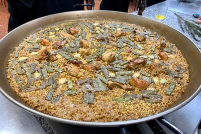 Valencian paella cooking class, tapas and visit to Ruzafa market. - From San Valero to the kitchen: how the pacing works