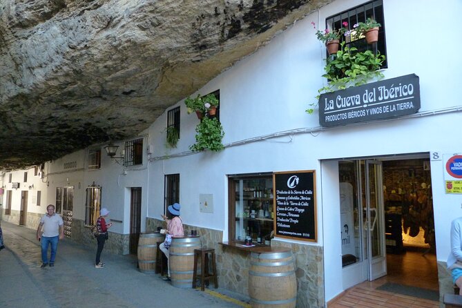 Visit Ronda and Setenil de las Bodegas in one day from Malaga - Food reality check: where lunch fits and how to avoid the hunger crunch