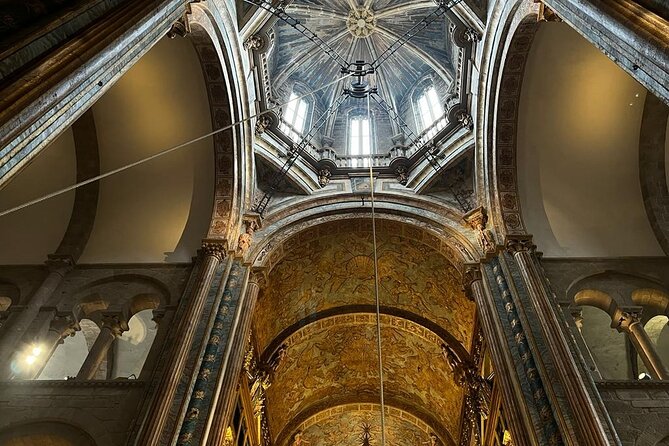 Visit to the Cathedral of Santiago + Portico de la Gloria Option - Portico de la Gloria: The Romanesque Masterpiece (Only with the Option)