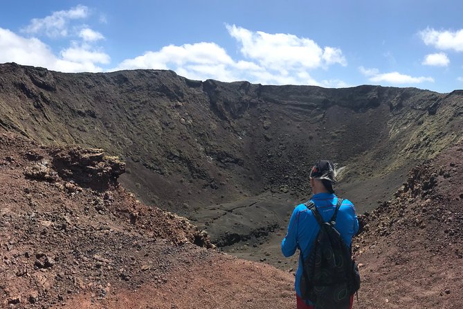 Volcano Trekking Tour (Timanfaya eruptions) - The trail plan: La Rilla climb, crater rim moments, and lava fields