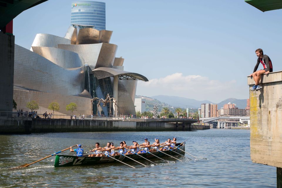 Walking Tour in Bilbao - Teatro Arriaga to Casco Viejo: the route that helps you navigate Bilbao