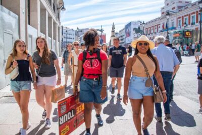 Walking Tour Madrid +Pintxo +Drink - Arenal Street and Teatro Real: City Life, Not Just Monuments