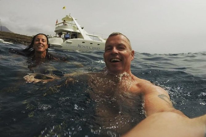 Whale Watching Catamaran Cruise with Transfer, Buffet by MC - The buffet and included drinks: what $71.35 buys you