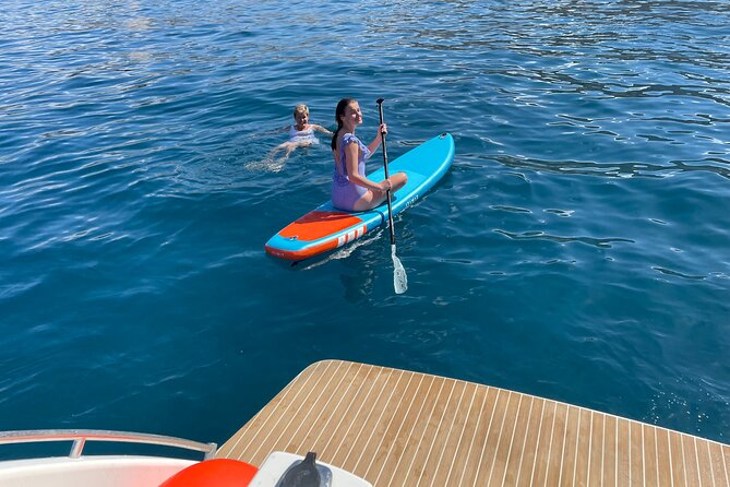 Whales and Dolphins excursion on a Luxury Yacht in Canary Islands - Weather reality check: when wind affects what you see