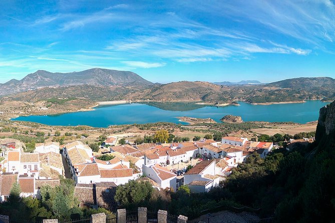 White Villages and Ronda Guided Day Tour from Seville - Ronda: The Big Finish with Cliff Views and Bridge Walks