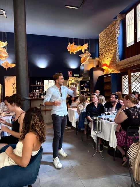 Wine Tasting with Professional Sommelier in centre Valencia - The Five-Wine Flow: How You Start Hearing Spain in the Glass