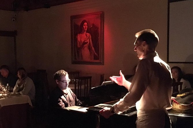 Zarzuela Opera and Dinner at La Castafiore Restaurant in Madrid - Drinks and Timing: One Bottle of Wine per Table